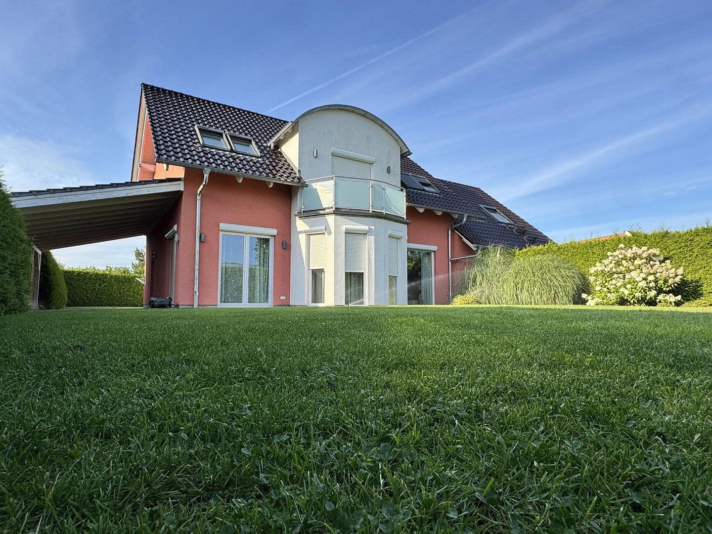 Predaj domu 239 m², pozemek 1.400 m², Lübben (Spreewald), Brandenbursko Predaj domu 239 m², pozemek 1.400 m², Lübben (Spreewald), Brandenbursko