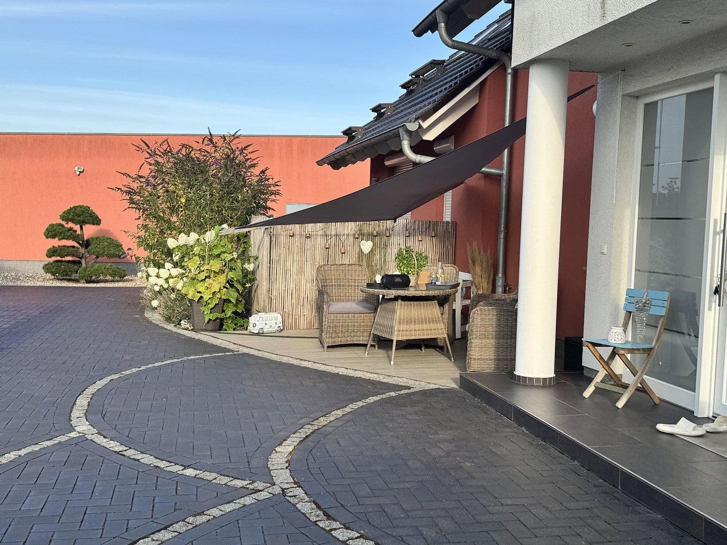 Predaj domu 239 m², pozemek 1.400 m², Lübben (Spreewald), Brandenbursko Predaj domu 239 m², pozemek 1.400 m², Lübben (Spreewald), Brandenbursko