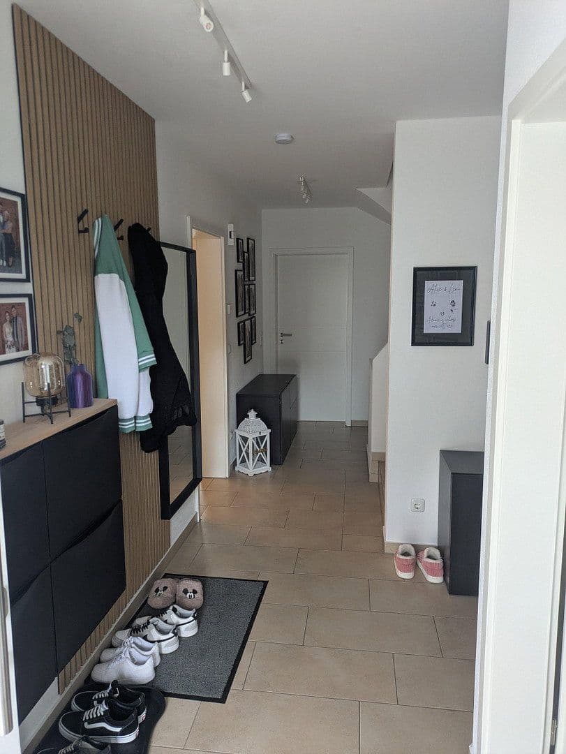 Predaj domu 138 m², pozemek 348 m², Winhöring, Bavorsko Predaj domu 138 m², pozemek 348 m², Winhöring, Bavorsko