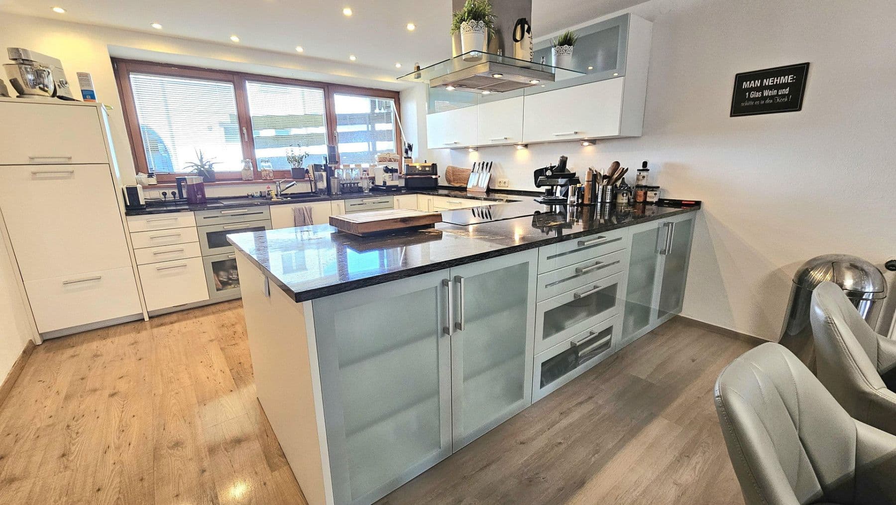 Predaj bytu 7-izbový 260 m², Andechs-Frieding, Bavorsko Predaj bytu 7-izbový 260 m², Andechs-Frieding, Bavorsko