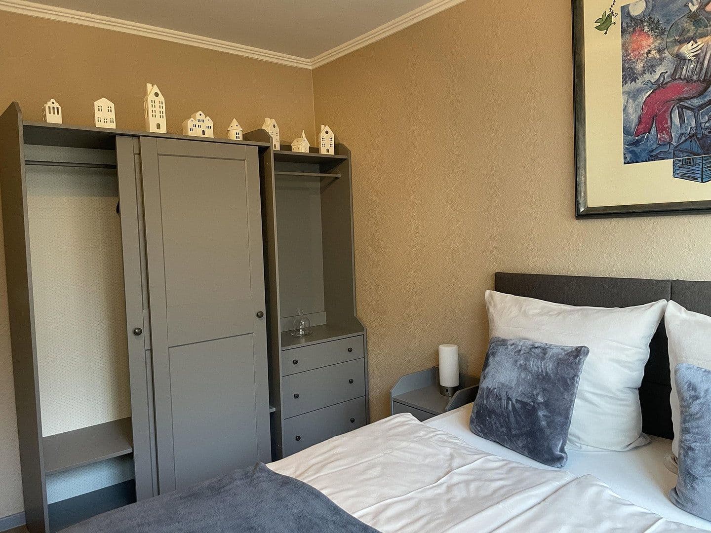 Prenájom bytu 5-izbový 120 m², Hauptstraße 50a, Hage, Dolné Sasko Prenájom bytu 5-izbový 120 m², Hauptstraße 50a, Hage, Dolné Sasko