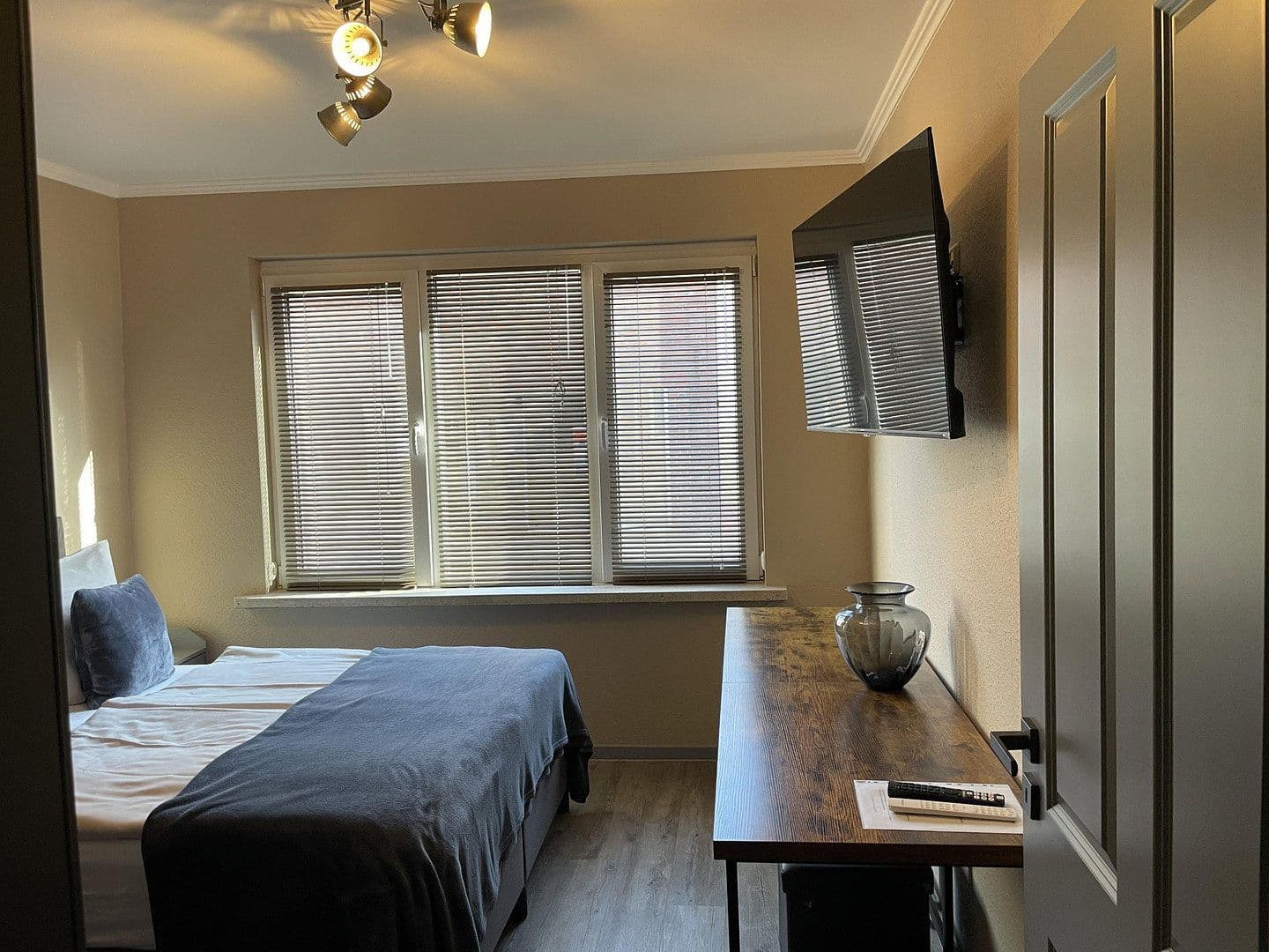 Prenájom bytu 5-izbový 120 m², Hauptstraße 50a, Hage, Dolné Sasko Prenájom bytu 5-izbový 120 m², Hauptstraße 50a, Hage, Dolné Sasko