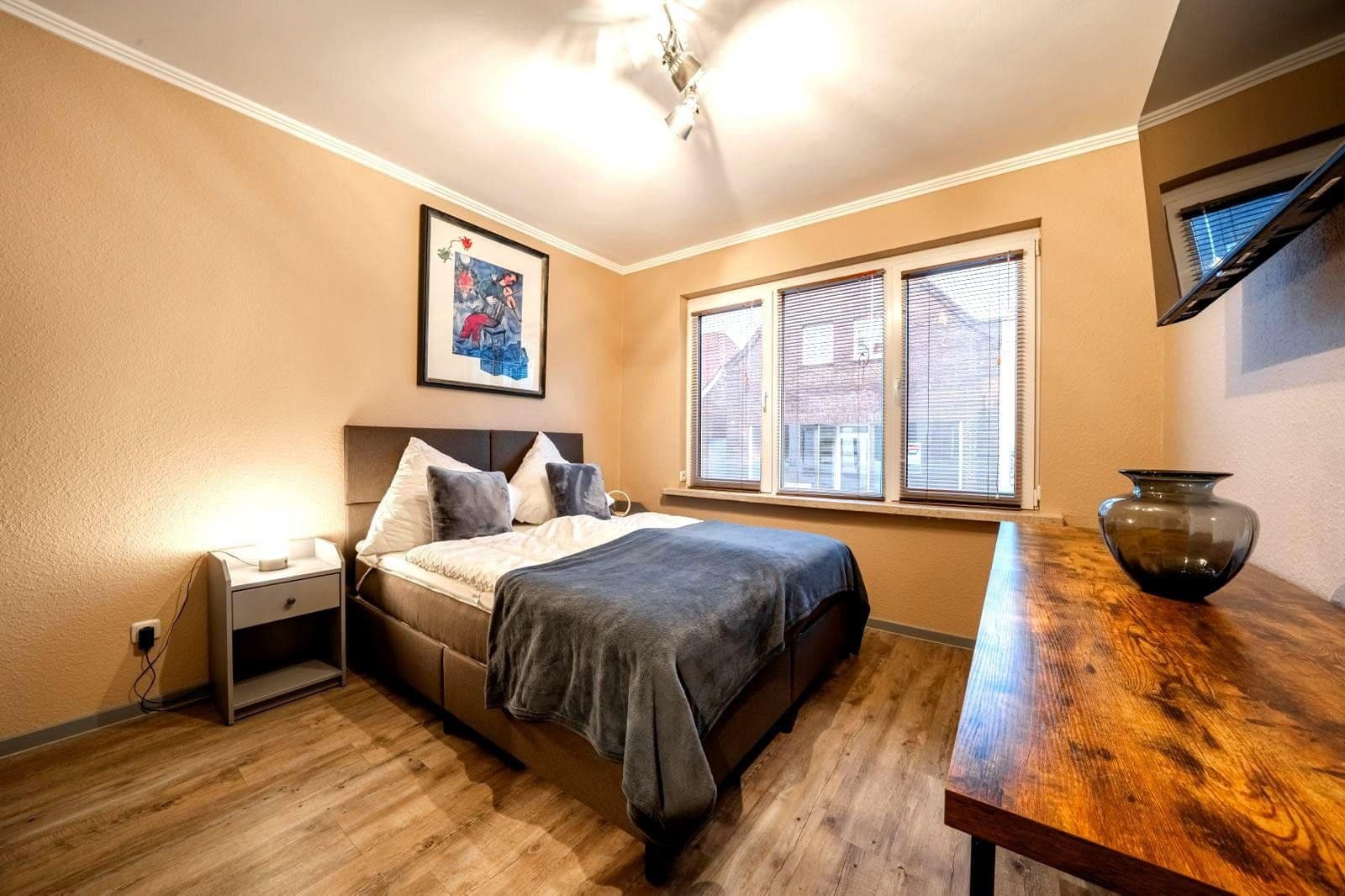 Prenájom bytu 5-izbový 120 m², Hauptstraße 50a, Hage, Dolné Sasko Prenájom bytu 5-izbový 120 m², Hauptstraße 50a, Hage, Dolné Sasko