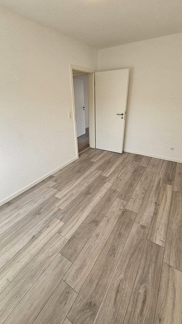 Prenájom bytu 3-izbový 60 m², Eutighofer Straße 22, Schwäbisch Gmünd, Bádensko-Wurttembersko Prenájom bytu 3-izbový 60 m², Eutighofer Straße 22, Schwäbisch Gmünd, Bádensko-Wurttembersko