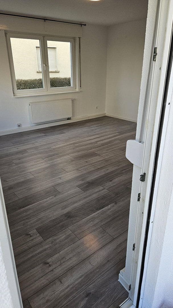 Prenájom bytu 3-izbový 60 m², Eutighofer Straße 22, Schwäbisch Gmünd, Bádensko-Wurttembersko Prenájom bytu 3-izbový 60 m², Eutighofer Straße 22, Schwäbisch Gmünd, Bádensko-Wurttembersko