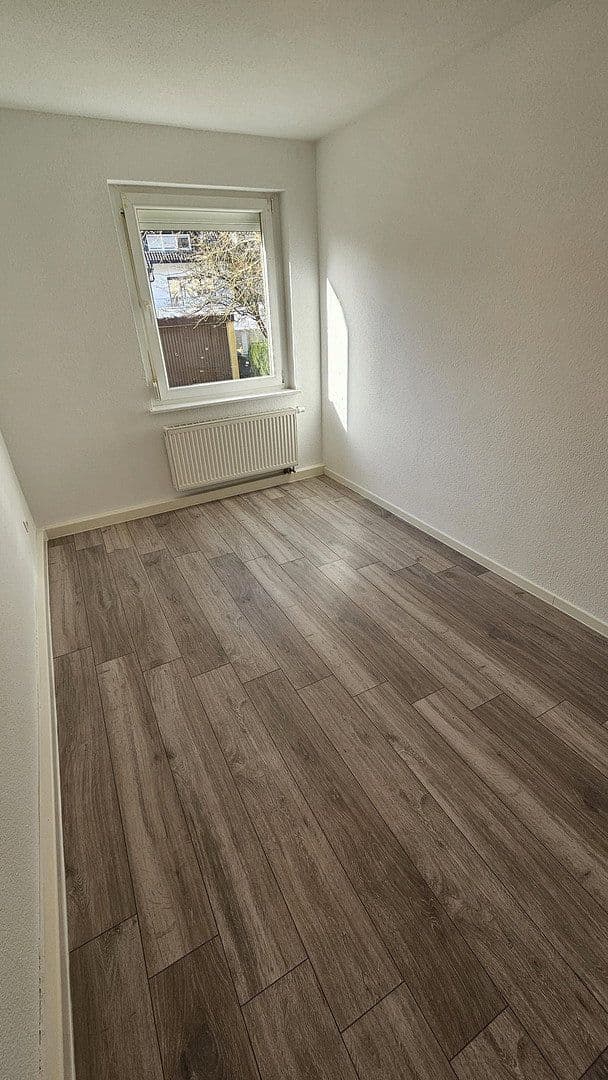 Prenájom bytu 3-izbový 60 m², Eutighofer Straße 22, Schwäbisch Gmünd, Bádensko-Wurttembersko Prenájom bytu 3-izbový 60 m², Eutighofer Straße 22, Schwäbisch Gmünd, Bádensko-Wurttembersko