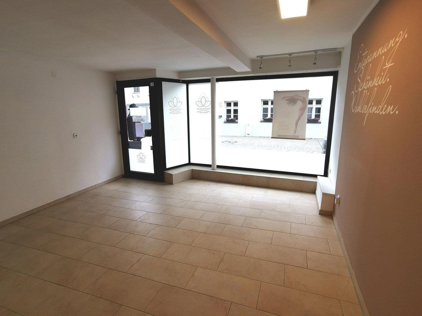 Prenájom kancelárie 56 m², Hauptstraße 46, Herzogenaurach, Bavorsko Prenájom kancelárie 56 m², Hauptstraße 46, Herzogenaurach, Bavorsko