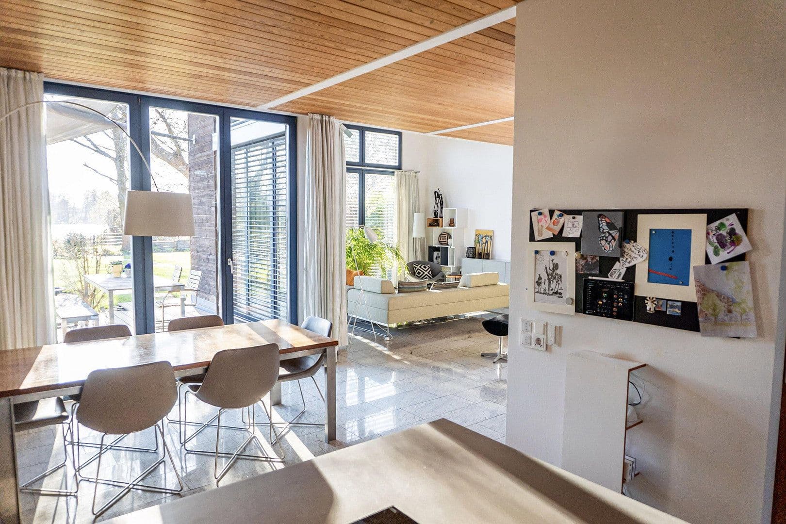 Predaj domu 200 m², pozemek 1.134 m², Falkensee, Brandenbursko Predaj domu 200 m², pozemek 1.134 m², Falkensee, Brandenbursko