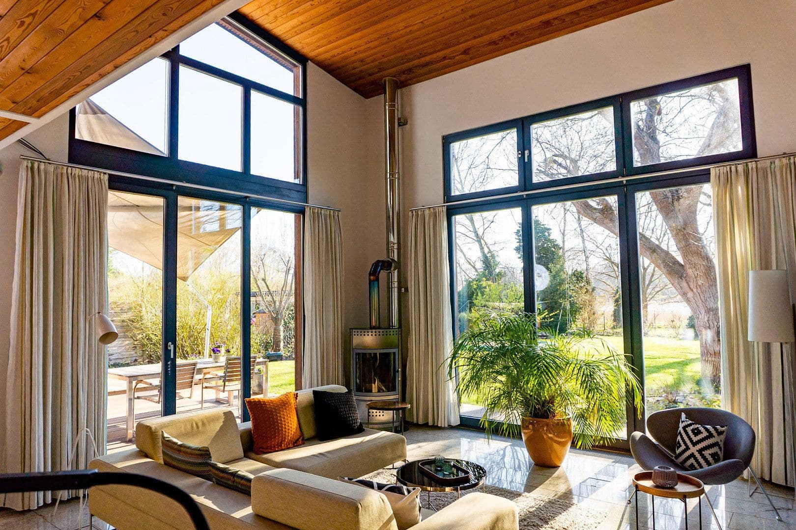 Predaj domu 200 m², pozemek 1.134 m², Falkensee, Brandenbursko Predaj domu 200 m², pozemek 1.134 m², Falkensee, Brandenbursko