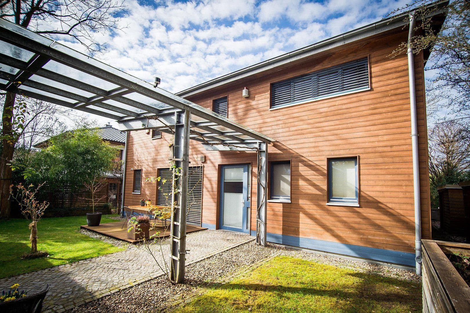 Predaj domu 200 m², pozemek 1.134 m², Falkensee, Brandenbursko Predaj domu 200 m², pozemek 1.134 m², Falkensee, Brandenbursko