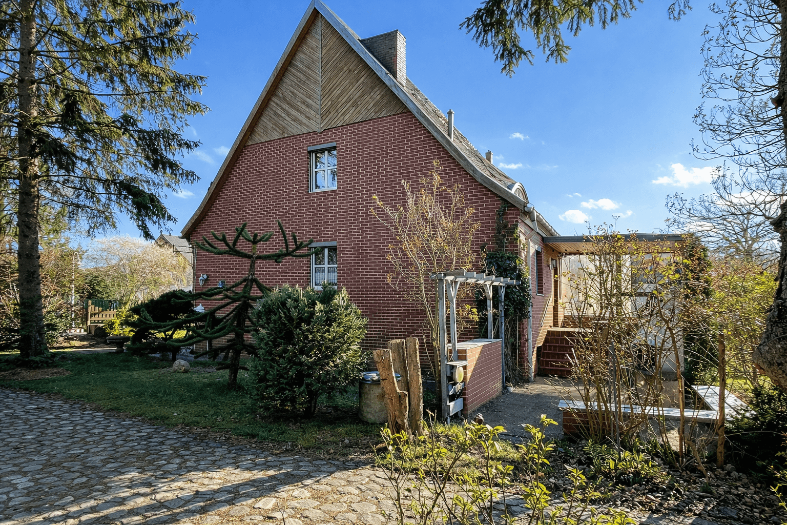 Predaj domu 145 m², pozemek 1.468 m², Karlshagen, Meklenbursko-Predpomoransko Predaj domu 145 m², pozemek 1.468 m², Karlshagen, Meklenbursko-Predpomoransko