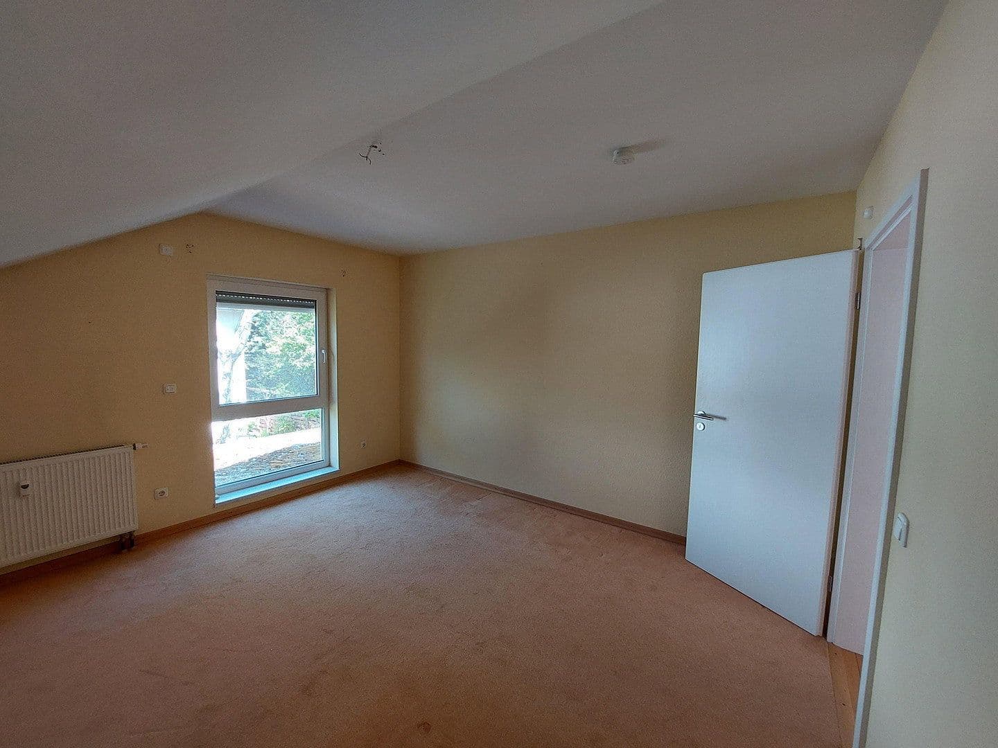 Prenájom bytu 3-izbový 83 m², Schwabenheim an der Selz, Porýnie-Falcko Prenájom bytu 3-izbový 83 m², Schwabenheim an der Selz, Porýnie-Falcko