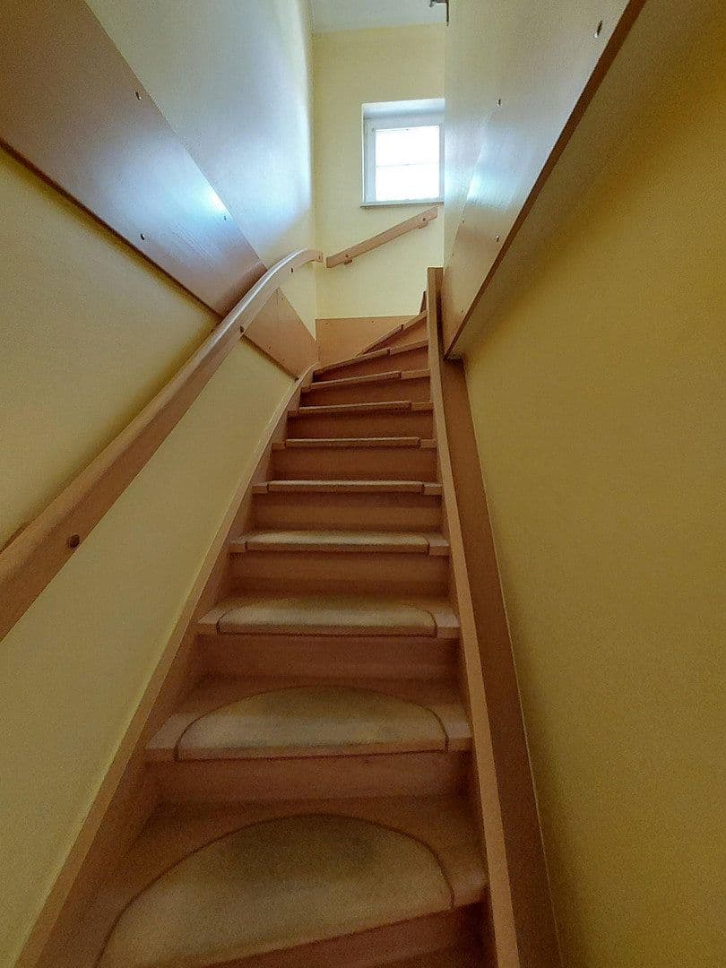 Prenájom bytu 3-izbový 83 m², Schwabenheim an der Selz, Porýnie-Falcko Prenájom bytu 3-izbový 83 m², Schwabenheim an der Selz, Porýnie-Falcko