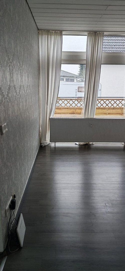 Prenájom bytu 2-izbový 58 m², Oberborsbacher Str. 19, Odenthal, Severné Porýnie - Westfálsko Prenájom bytu 2-izbový 58 m², Oberborsbacher Str. 19, Odenthal, Severné Porýnie - Westfálsko