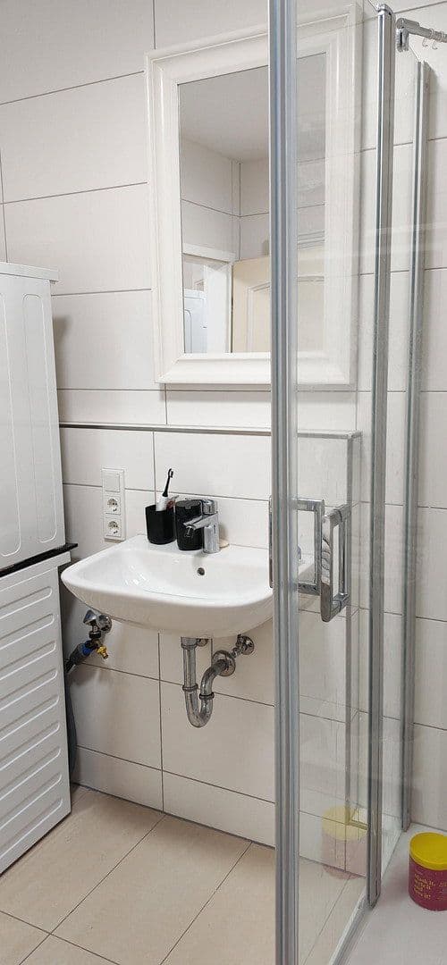 Prenájom bytu 2-izbový 58 m², Oberborsbacher Str. 19, Odenthal, Severné Porýnie - Westfálsko Prenájom bytu 2-izbový 58 m², Oberborsbacher Str. 19, Odenthal, Severné Porýnie - Westfálsko