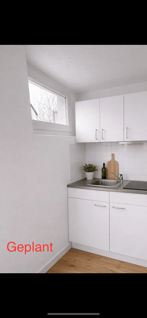 Prenájom bytu 1-izbový 22 m², Klagenfurter Str 3, München, Bavorsko Prenájom bytu 1-izbový 22 m², Klagenfurter Str 3, München, Bavorsko