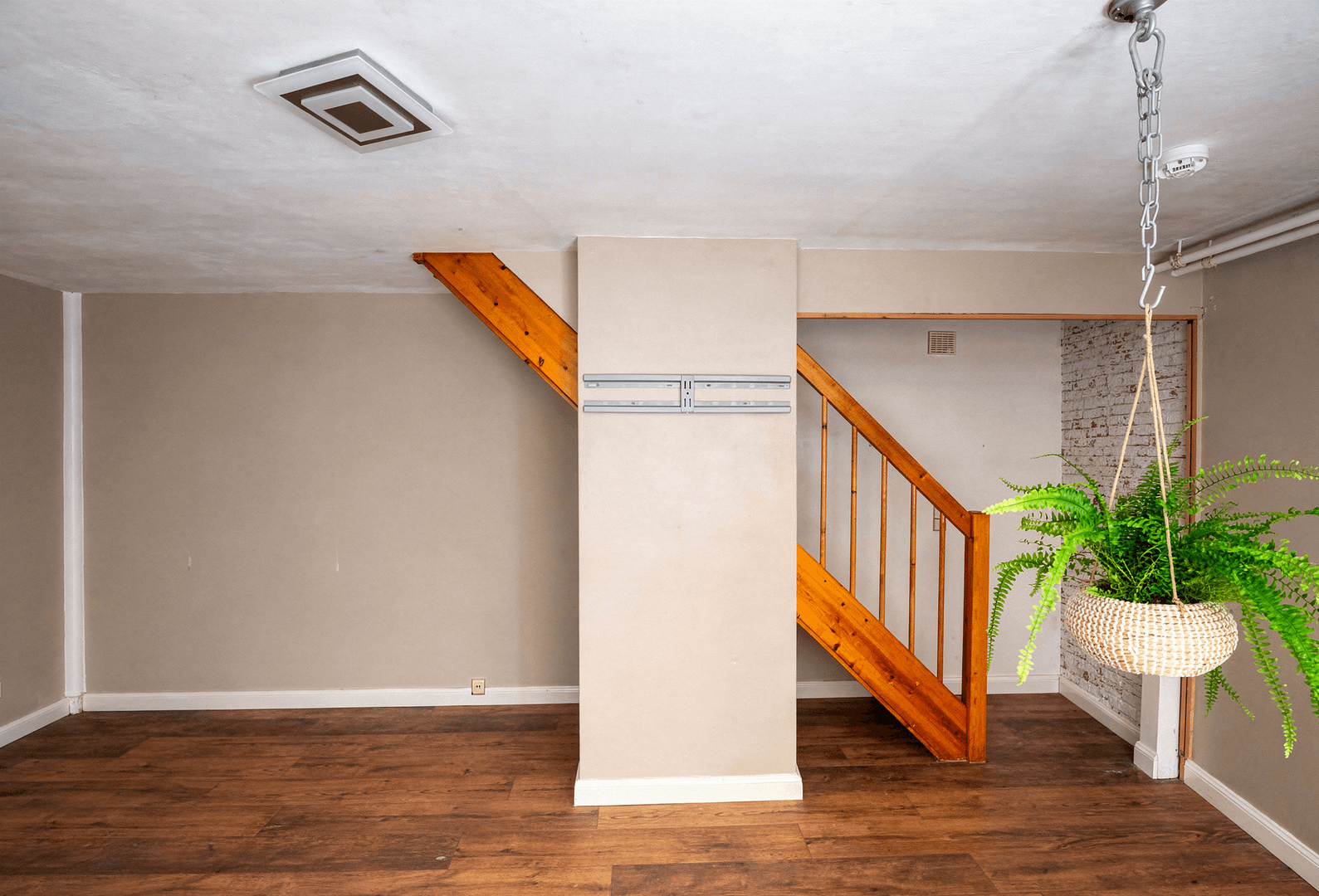 Predaj bytu 4-izbový 94 m², Berlin, Berlín Predaj bytu 4-izbový 94 m², Berlin, Berlín