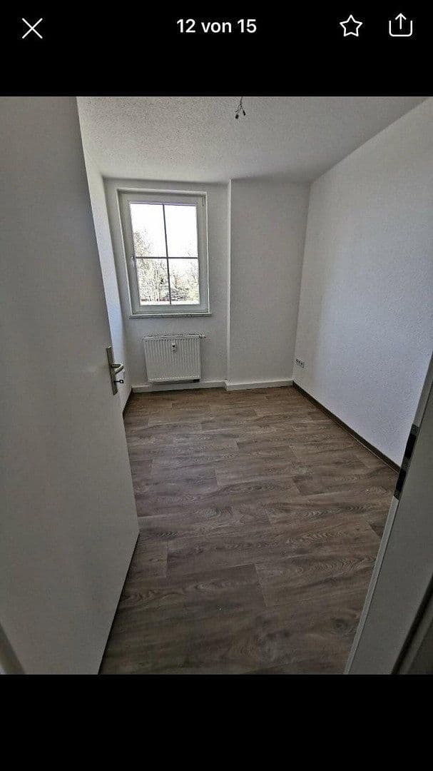 Prenájom bytu 3-izbový 74 m², Dora-Helene-Str. 1, Neukieritzsch, Sasko Prenájom bytu 3-izbový 74 m², Dora-Helene-Str. 1, Neukieritzsch, Sasko
