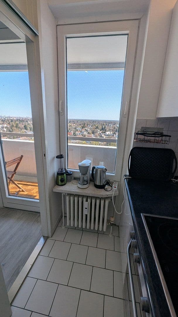 Prenájom bytu 1-izbový 36 m², Drygalski allee 118, München, Bavorsko Prenájom bytu 1-izbový 36 m², Drygalski allee 118, München, Bavorsko