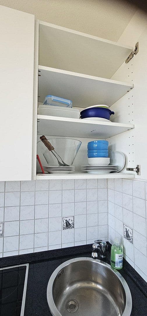 Prenájom bytu 1-izbový 36 m², Drygalski allee 118, München, Bavorsko Prenájom bytu 1-izbový 36 m², Drygalski allee 118, München, Bavorsko