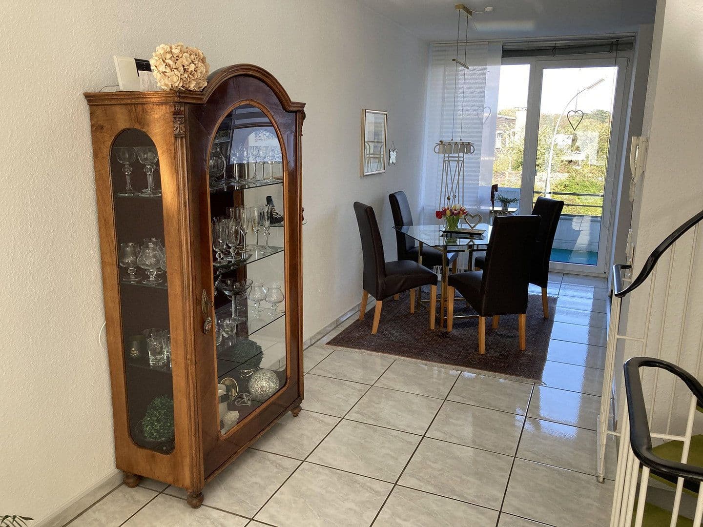 Prenájom bytu 4-izbový 114 m², Velbert, Severné Porýnie - Westfálsko Prenájom bytu 4-izbový 114 m², Velbert, Severné Porýnie - Westfálsko