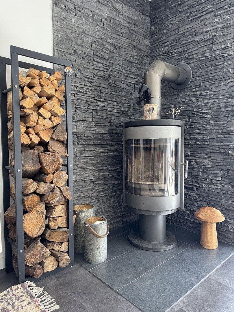 Predaj domu 132 m², pozemek 238 m², Frankfurt a.M., Hesensko Predaj domu 132 m², pozemek 238 m², Frankfurt a.M., Hesensko