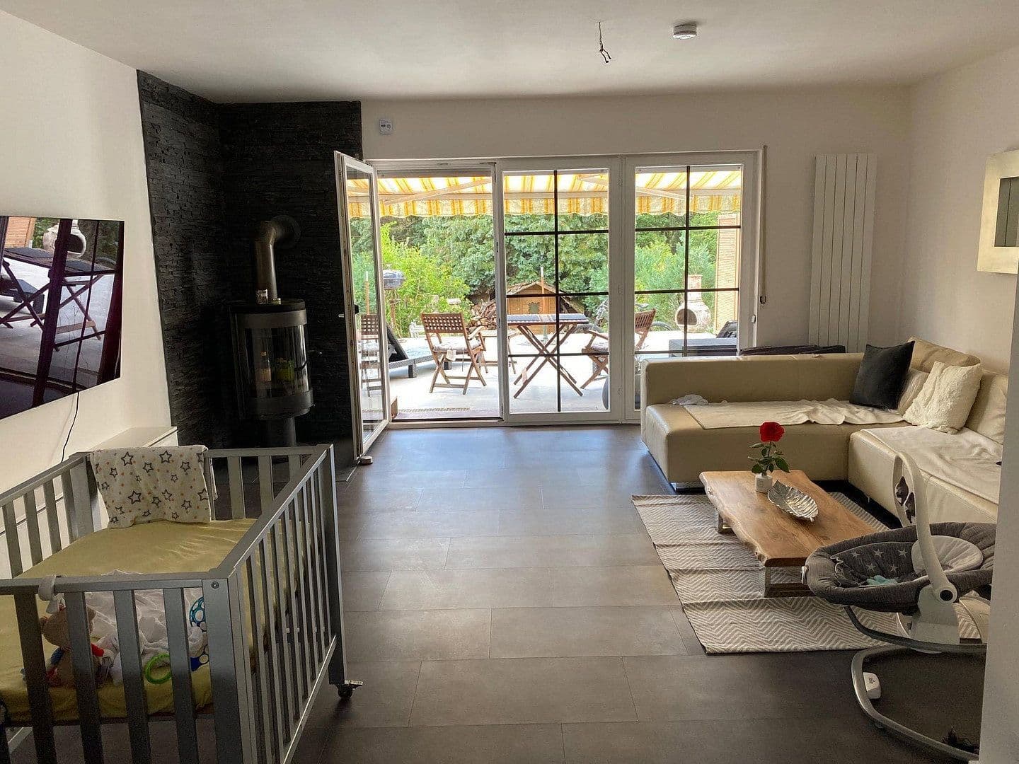 Predaj domu 132 m², pozemek 238 m², Frankfurt a.M., Hesensko Predaj domu 132 m², pozemek 238 m², Frankfurt a.M., Hesensko