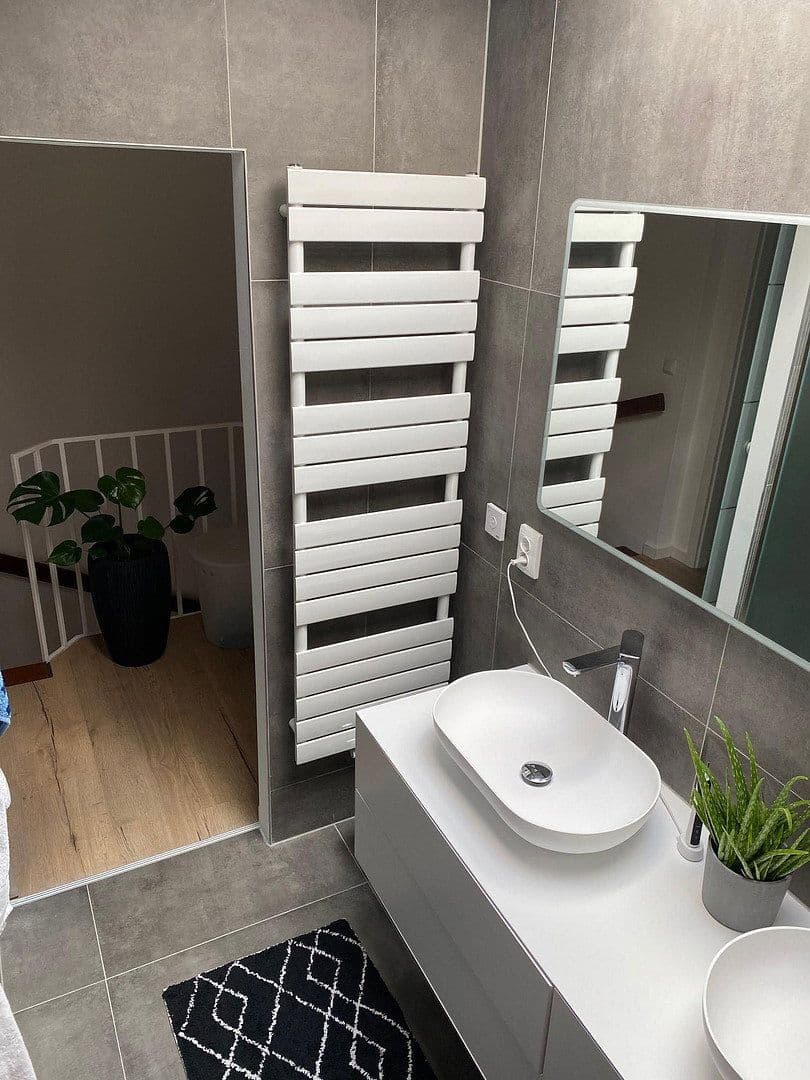 Predaj domu 132 m², pozemek 238 m², Frankfurt a.M., Hesensko Predaj domu 132 m², pozemek 238 m², Frankfurt a.M., Hesensko