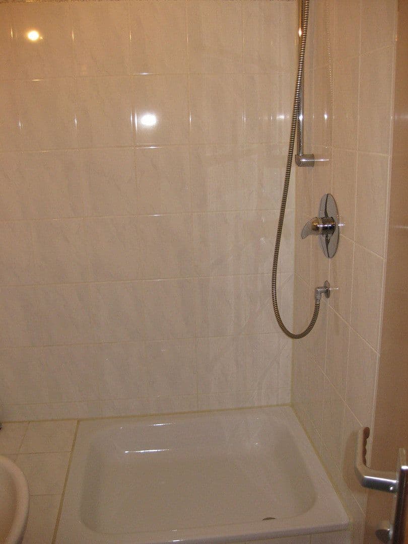 Prenájom bytu 3-izbový 84 m², Marktplatz 12, Schwaikheim, Bádensko-Wurttembersko Prenájom bytu 3-izbový 84 m², Marktplatz 12, Schwaikheim, Bádensko-Wurttembersko