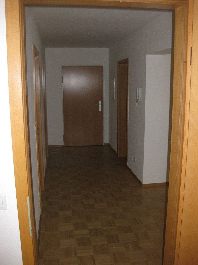 Prenájom bytu 3-izbový 84 m², Marktplatz 12, Schwaikheim, Bádensko-Wurttembersko Prenájom bytu 3-izbový 84 m², Marktplatz 12, Schwaikheim, Bádensko-Wurttembersko