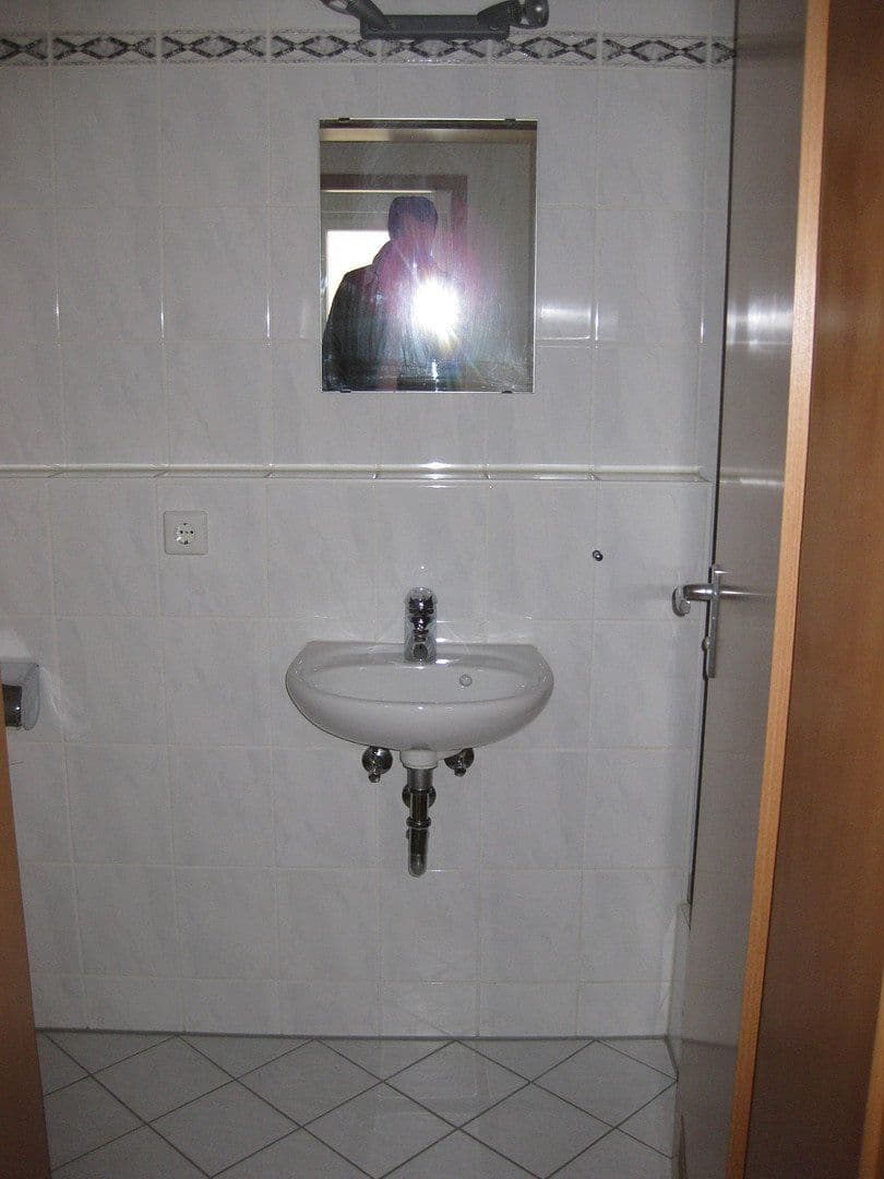 Prenájom bytu 3-izbový 84 m², Marktplatz 12, Schwaikheim, Bádensko-Wurttembersko Prenájom bytu 3-izbový 84 m², Marktplatz 12, Schwaikheim, Bádensko-Wurttembersko