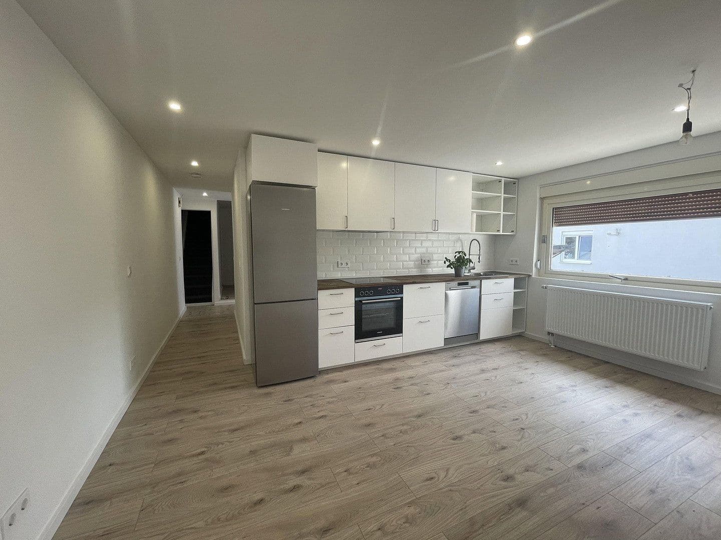 Prenájom domu 152 m², pozemek 456 m², Hainbuchenweg, Mannheim, Bádensko-Wurttembersko Prenájom domu 152 m², pozemek 456 m², Hainbuchenweg, Mannheim, Bádensko-Wurttembersko