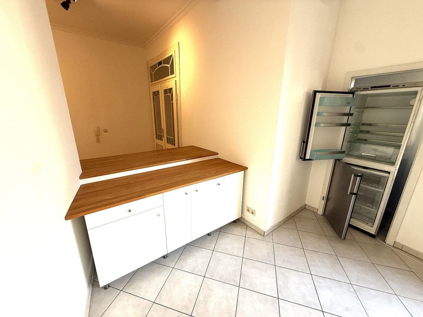 Prenájom bytu 3-izbový 92 m², Katharinenstr. 35, Hildesheim, Dolné Sasko Prenájom bytu 3-izbový 92 m², Katharinenstr. 35, Hildesheim, Dolné Sasko