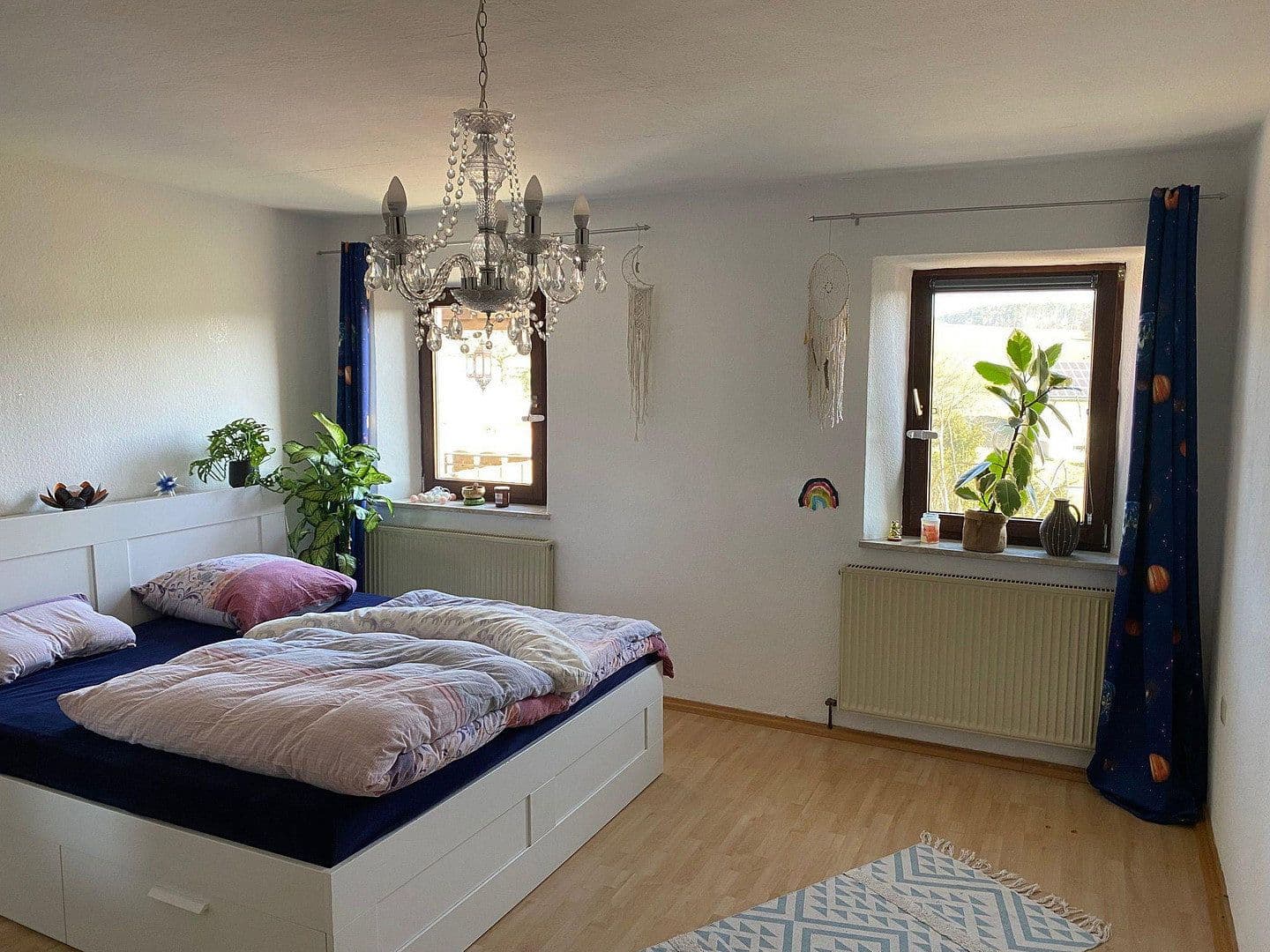 Prenájom bytu 4-izbový 100 m², Markt Erlbach, Bavorsko Prenájom bytu 4-izbový 100 m², Markt Erlbach, Bavorsko