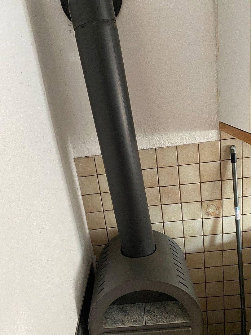 Prenájom bytu 4-izbový 100 m², Markt Erlbach, Bavorsko Prenájom bytu 4-izbový 100 m², Markt Erlbach, Bavorsko