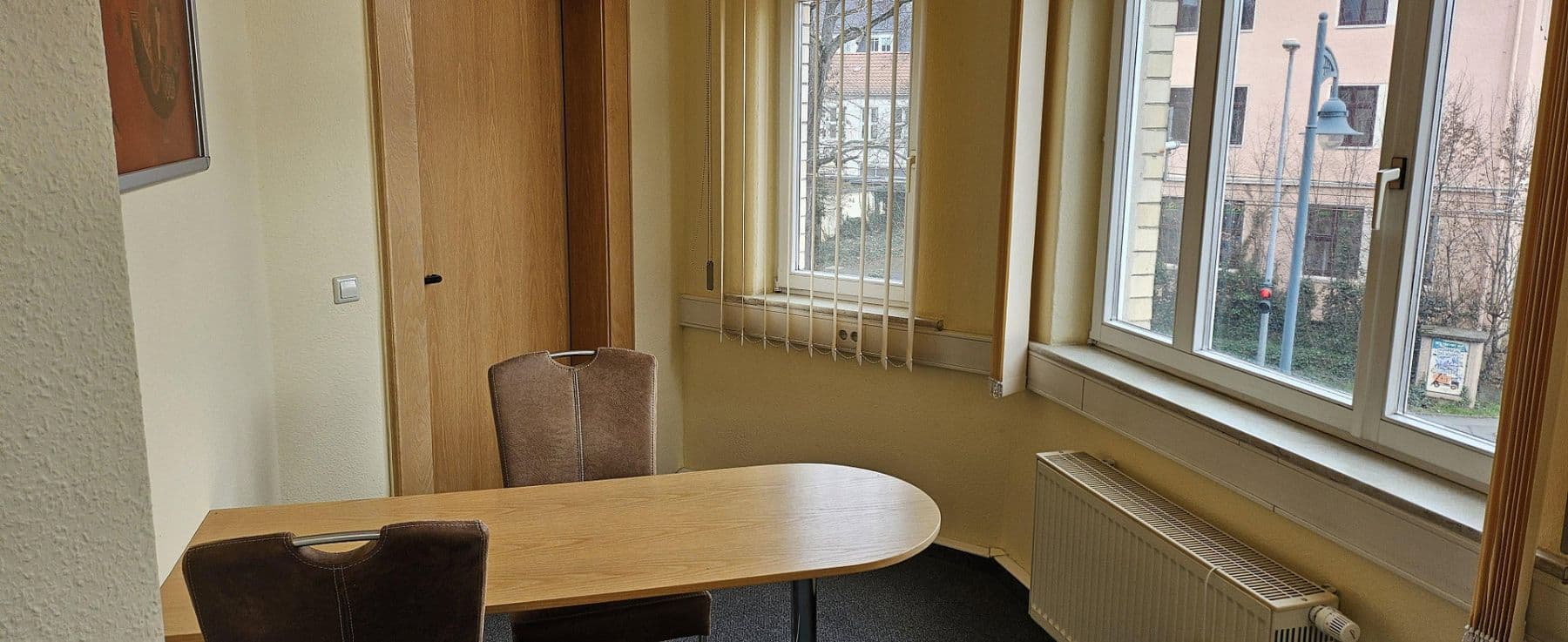 Prenájom kancelárie 137 m², Salbahnhofstr.12a, Jena, Durínsko Prenájom kancelárie 137 m², Salbahnhofstr.12a, Jena, Durínsko