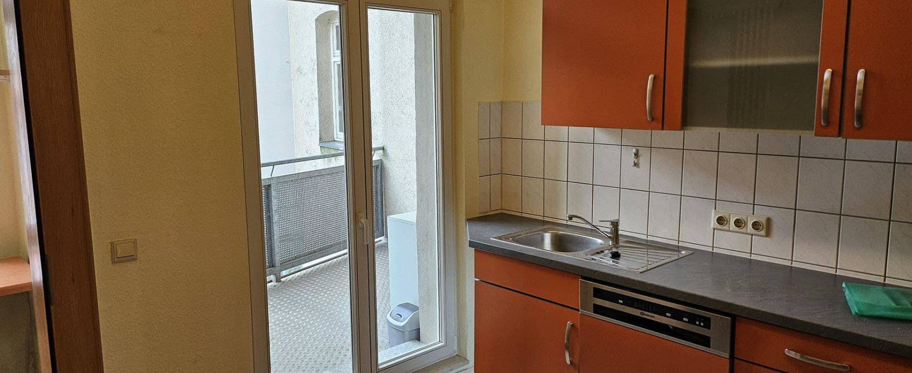 Prenájom kancelárie 137 m², Salbahnhofstr.12a, Jena, Durínsko Prenájom kancelárie 137 m², Salbahnhofstr.12a, Jena, Durínsko