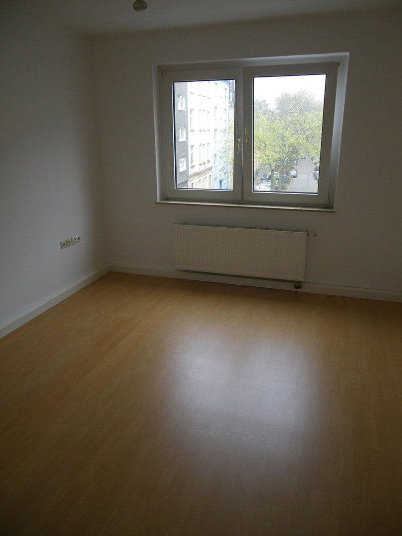 Prenájom bytu 3-izbový 74 m², Saarlandstraße 112, Dortmund, Severné Porýnie - Westfálsko Prenájom bytu 3-izbový 74 m², Saarlandstraße 112, Dortmund, Severné Porýnie - Westfálsko