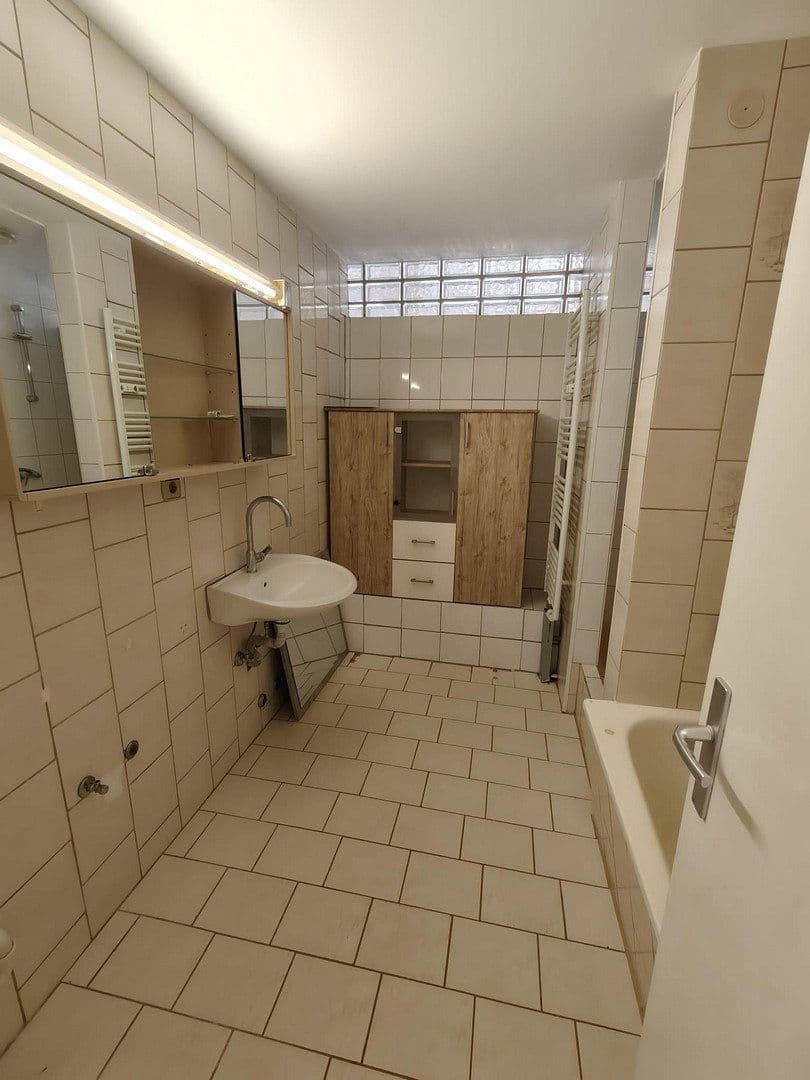 Prenájom bytu 4-izbový 121 m², Berliner Platz 8, Sindelfingen, Bádensko-Wurttembersko Prenájom bytu 4-izbový 121 m², Berliner Platz 8, Sindelfingen, Bádensko-Wurttembersko