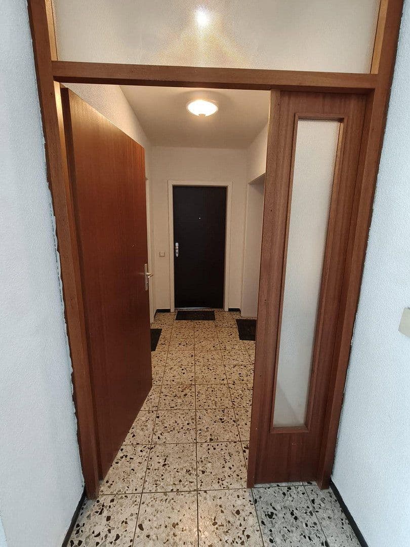 Prenájom bytu 4-izbový 121 m², Berliner Platz 8, Sindelfingen, Bádensko-Wurttembersko Prenájom bytu 4-izbový 121 m², Berliner Platz 8, Sindelfingen, Bádensko-Wurttembersko