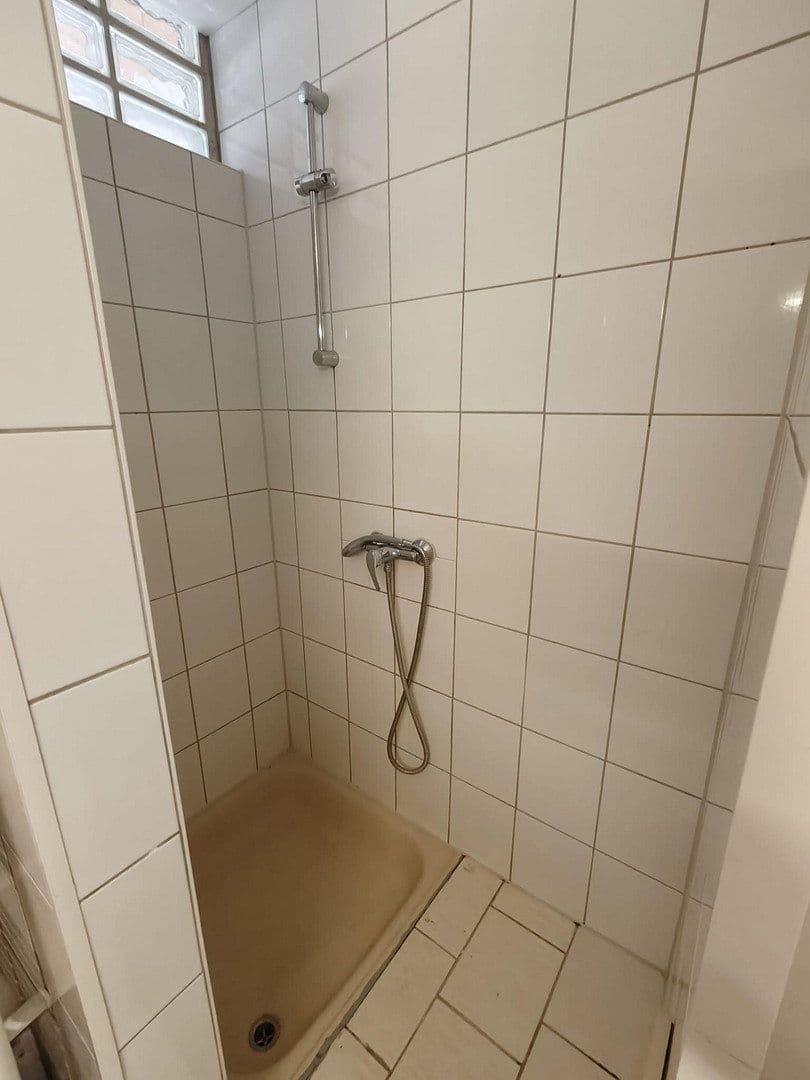 Prenájom bytu 4-izbový 121 m², Berliner Platz 8, Sindelfingen, Bádensko-Wurttembersko Prenájom bytu 4-izbový 121 m², Berliner Platz 8, Sindelfingen, Bádensko-Wurttembersko