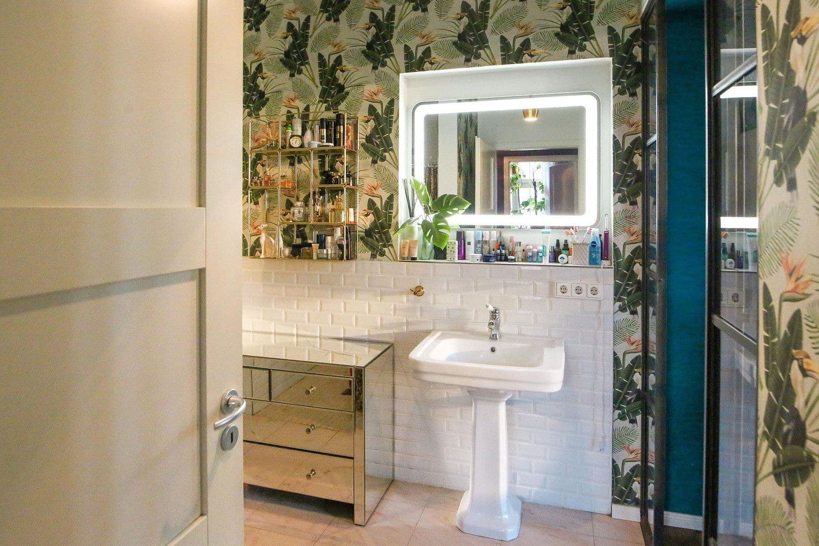 Predaj bytu 4-izbový 110 m², Hohenzollernring 18c, Berlin, Berlín Predaj bytu 4-izbový 110 m², Hohenzollernring 18c, Berlin, Berlín