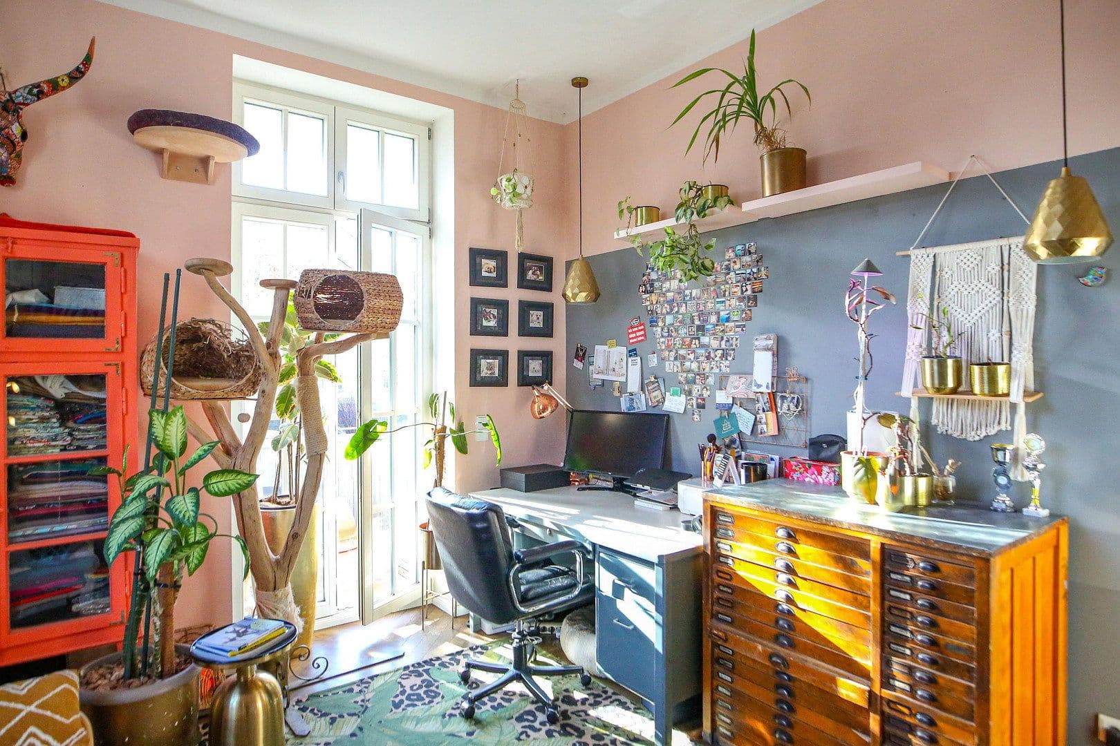 Predaj bytu 4-izbový 110 m², Hohenzollernring 18c, Berlin, Berlín Predaj bytu 4-izbový 110 m², Hohenzollernring 18c, Berlin, Berlín