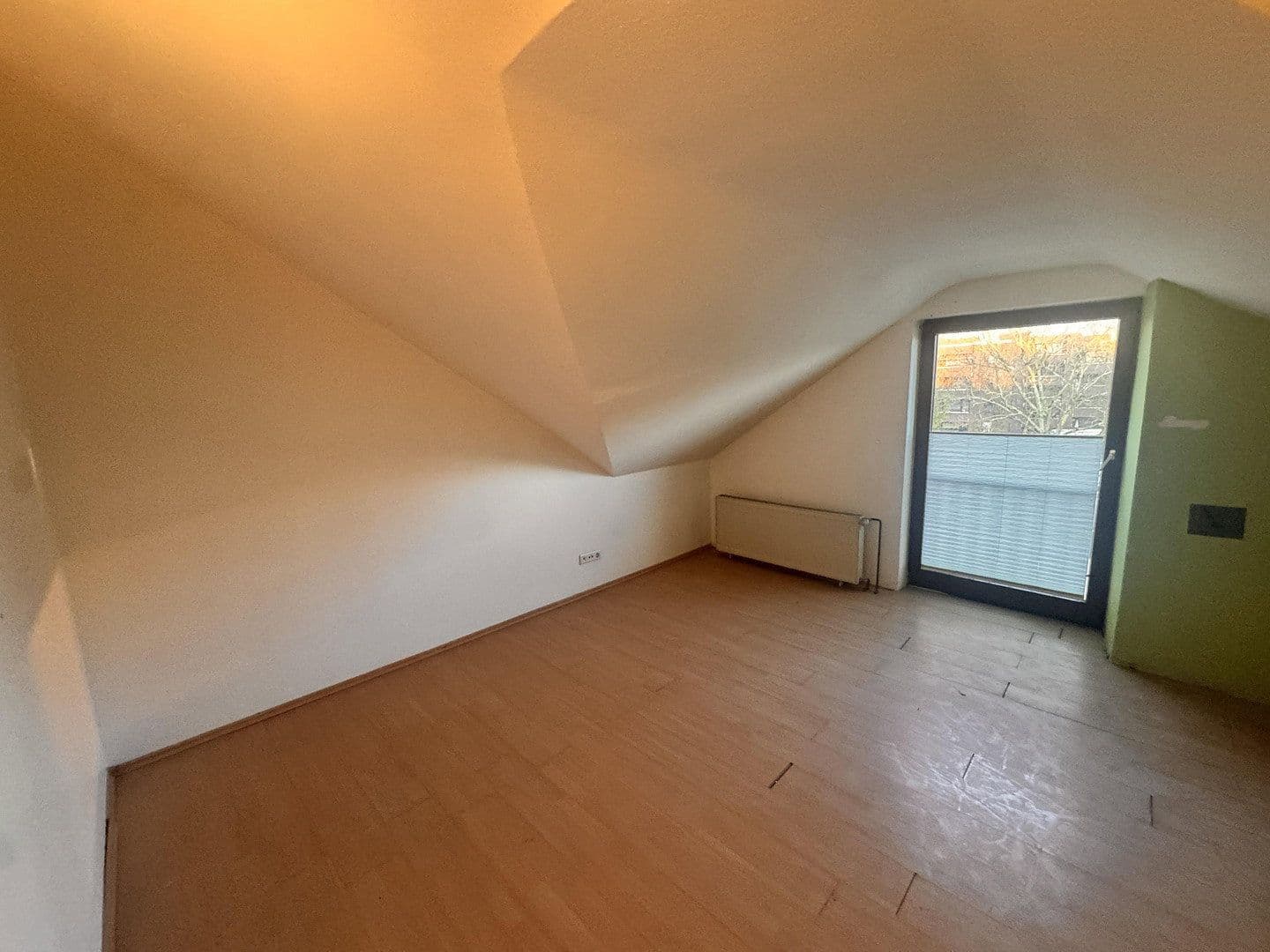 Predaj domu 127 m², pozemek 189 m², Düsseldorf, Severné Porýnie - Westfálsko Predaj domu 127 m², pozemek 189 m², Düsseldorf, Severné Porýnie - Westfálsko