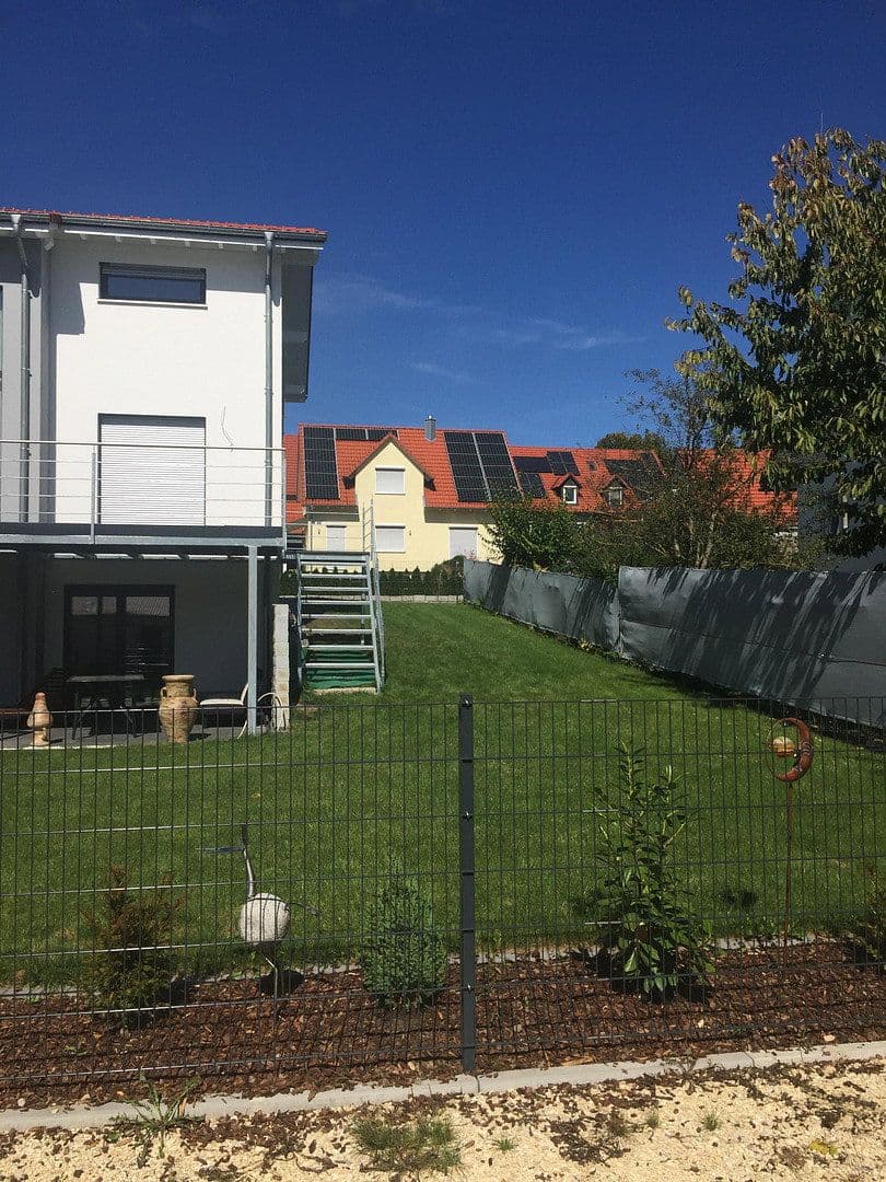 Predaj domu 230 m², pozemek 665 m², Unterhausen, Bavorsko Predaj domu 230 m², pozemek 665 m², Unterhausen, Bavorsko