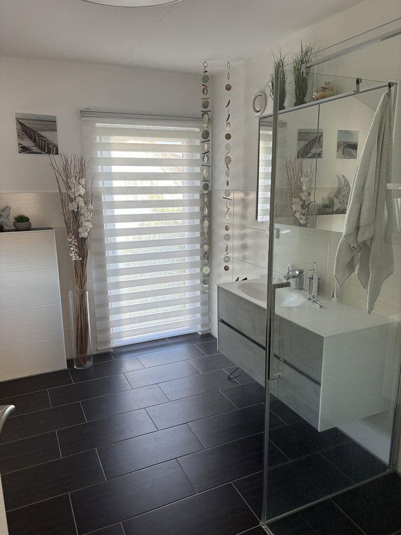 Predaj domu 230 m², pozemek 665 m², Unterhausen, Bavorsko Predaj domu 230 m², pozemek 665 m², Unterhausen, Bavorsko