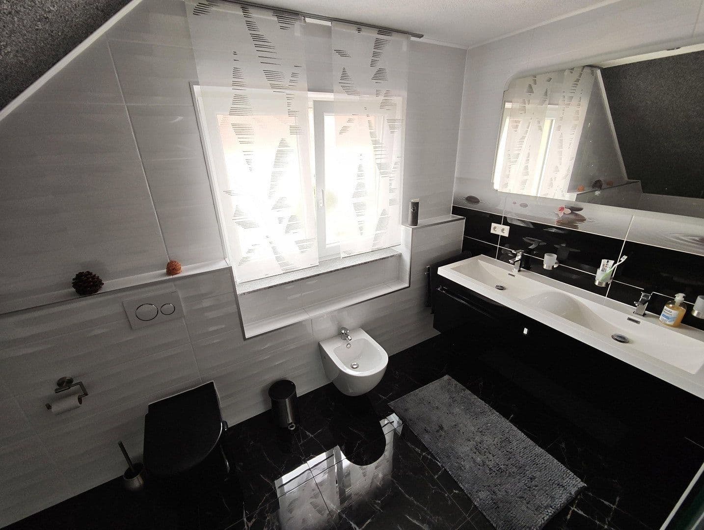 Predaj domu 133 m², pozemek 459 m², Eppingen, Bádensko-Wurttembersko Predaj domu 133 m², pozemek 459 m², Eppingen, Bádensko-Wurttembersko