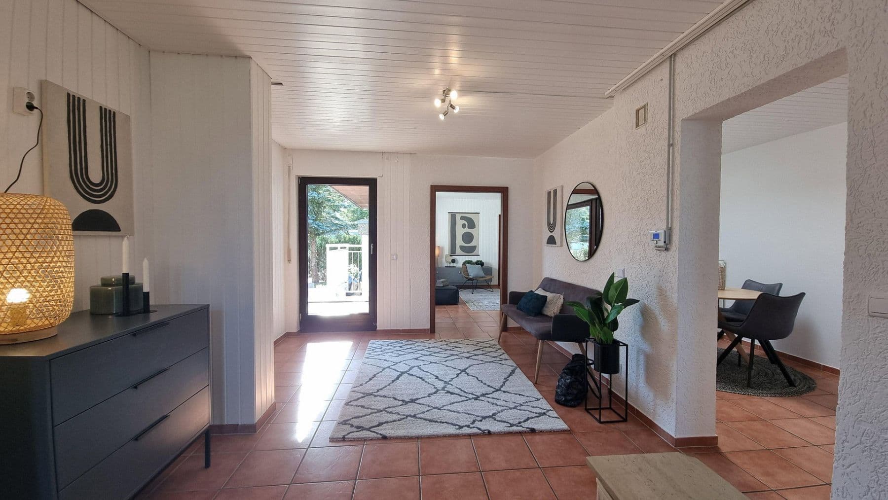 Predaj domu 207 m², pozemek 304 m², Ulmenweg 1/1, Mühlacker, Bádensko-Wurttembersko Predaj domu 207 m², pozemek 304 m², Ulmenweg 1/1, Mühlacker, Bádensko-Wurttembersko