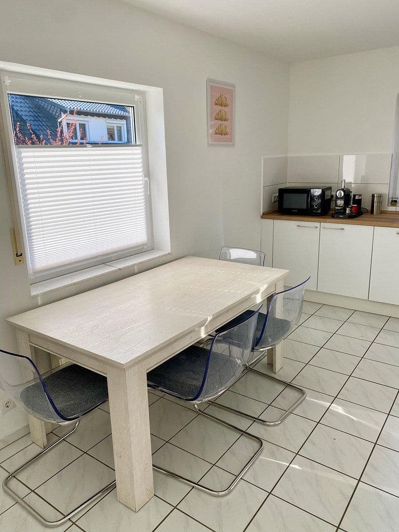 Prenájom bytu 1-izbový 20 m², Pfarrer-Dr.-Hoffmann-Str. 14, Wachtberg, Severné Porýnie - Westfálsko Prenájom bytu 1-izbový 20 m², Pfarrer-Dr.-Hoffmann-Str. 14, Wachtberg, Severné Porýnie - Westfálsko