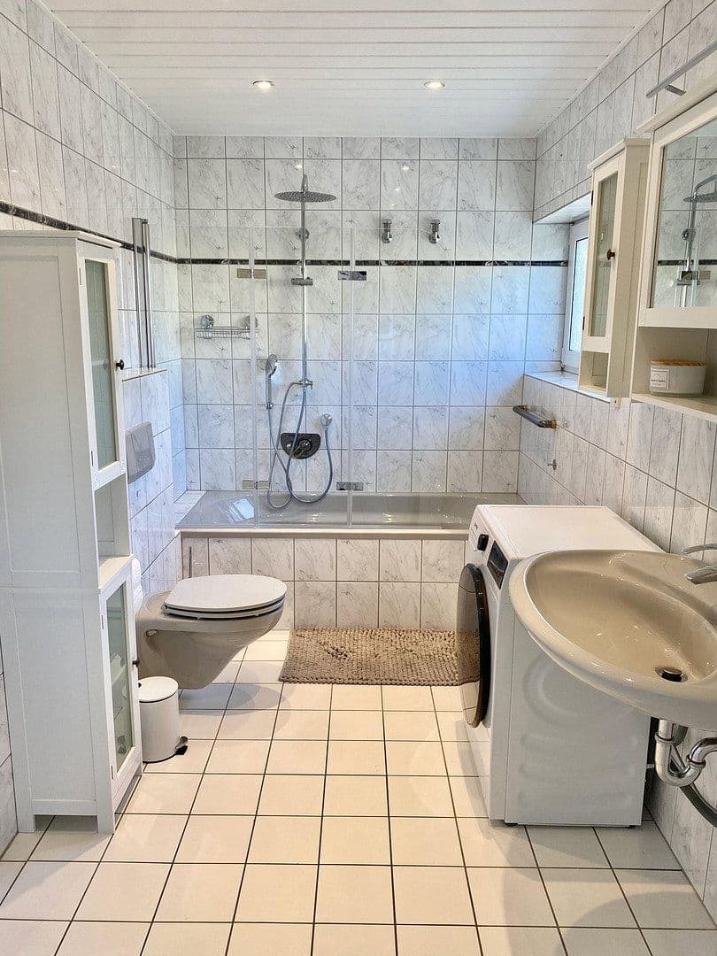 Prenájom bytu 1-izbový 20 m², Pfarrer-Dr.-Hoffmann-Str. 14, Wachtberg, Severné Porýnie - Westfálsko Prenájom bytu 1-izbový 20 m², Pfarrer-Dr.-Hoffmann-Str. 14, Wachtberg, Severné Porýnie - Westfálsko